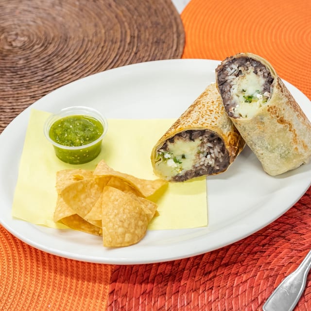 Burrito - Papa Con Rajas.